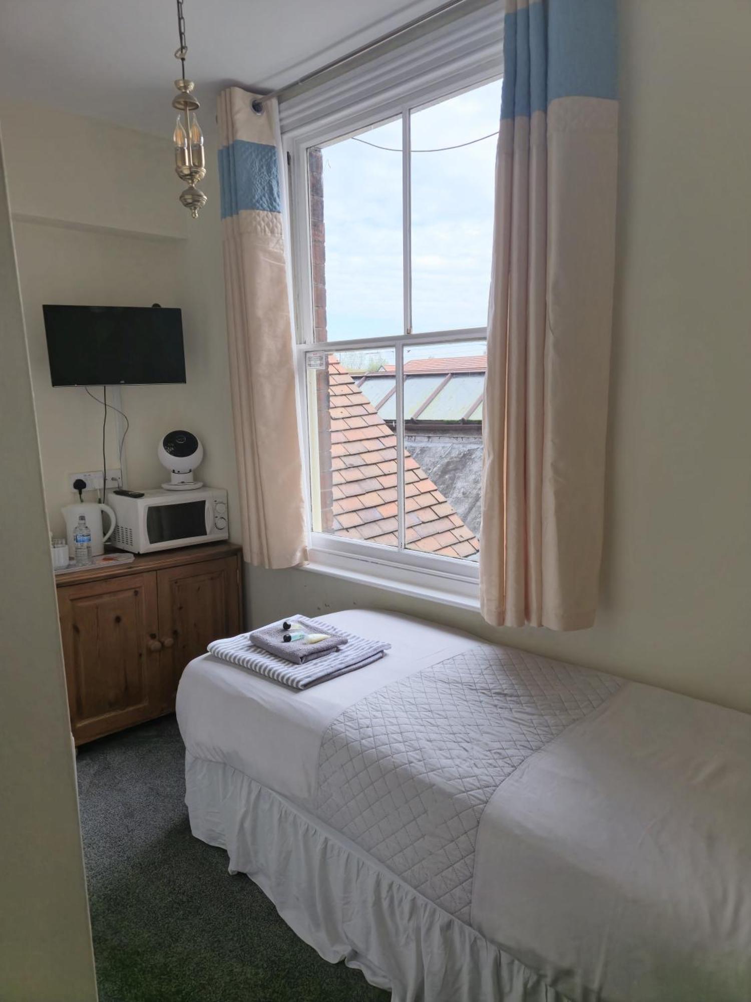 Baldwin House Hotel Stourport-on-Severn Ngoại thất bức ảnh